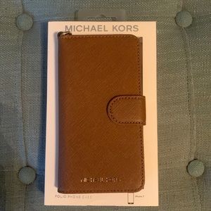 Michael Kors iPhone 7 case with card holder